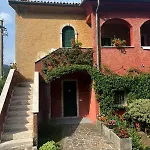 Emma's House