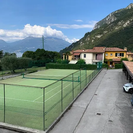 Emma's House * Lierna