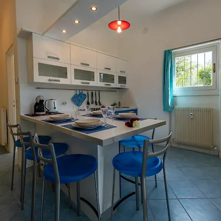 Emma's House Apartamento Lierna